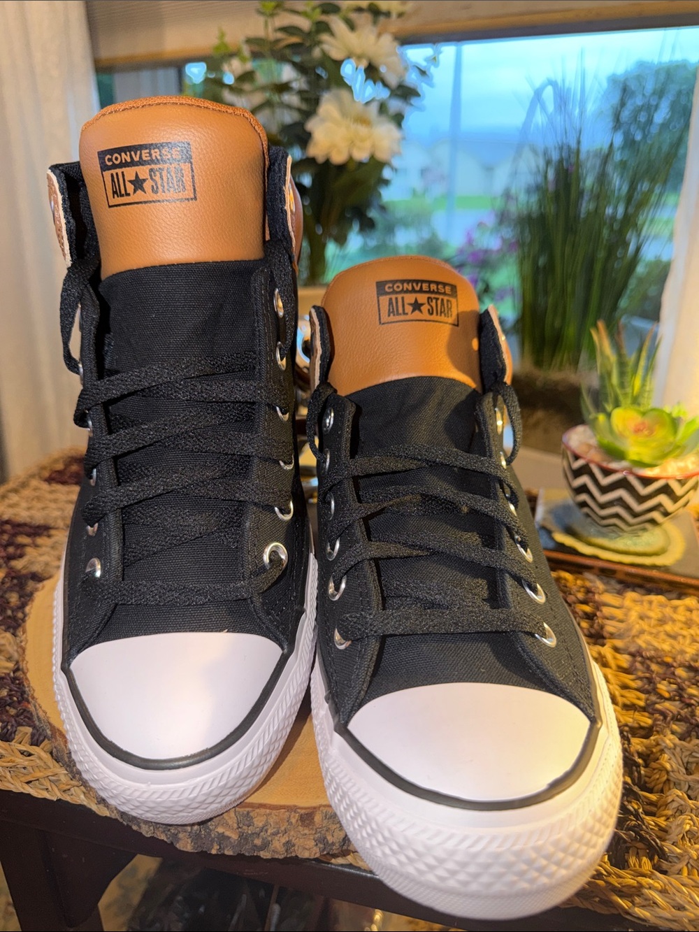 Converse Chuck Taylor All Star High Street Mid Brown Black Men’s 10.5 Women’s 12 - Picture 2 of 8